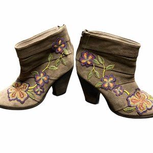 Steve Madden Arrena Floral Applique Booties